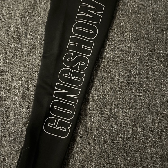 Gongshow Set - Picture 2 of 4